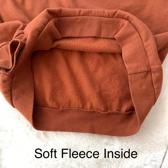 Yellowstone Dutton Ranch Crewneck Sweatshirt Amber Size Small - Picture 7 of 15